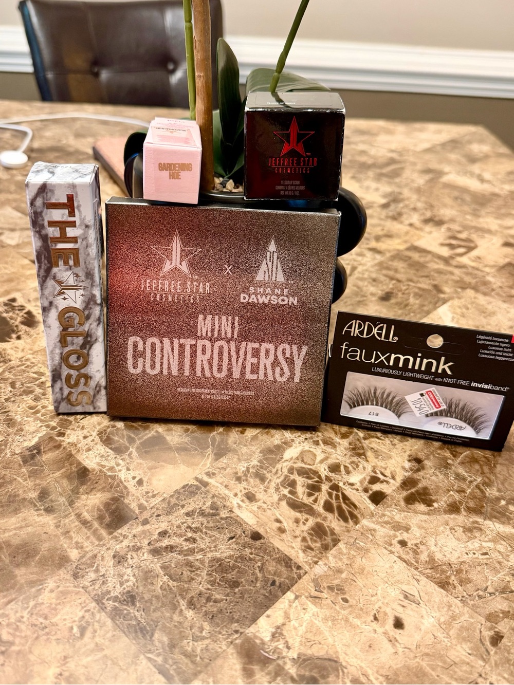🥰♥️Jeffree Star Cosmetics & Ardell Faux Mink L818 Natural-Look Black Lashes